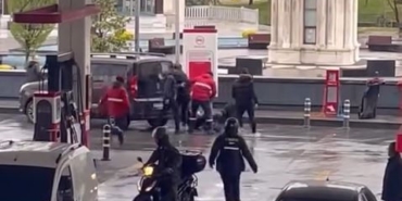 Başakşehir’de akaryakıt istasyonunda tekmeli yumruklu kavga