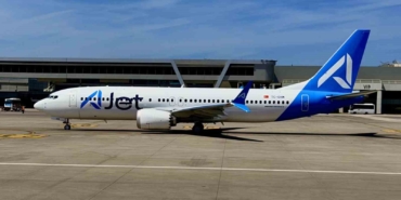 AJet bayram tatili için 180 ilave sefer planladı