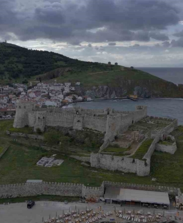 Kuzey Ege’nin turizm merkezi Bozcaada 3 günlük tatilde yüzde 70 doluluk oranına ulaştı