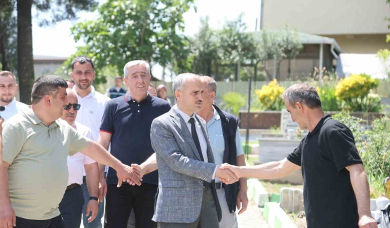 Başkan Çiftçi’den arife günü kabristan ziyareti