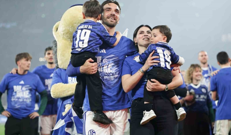 Schalke 04, 3 yıl sonra Bundesliga’da