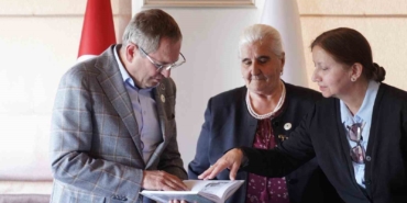 Srebrenitsa anneleri Ayvalık’ta