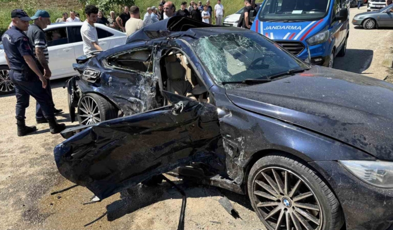 Sakarya’daki kazada ağır yaralanan çocuk yaşam mücadelesini kaybetti