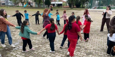 Ümitalan Köyü’nde çocuklara kitap desteği