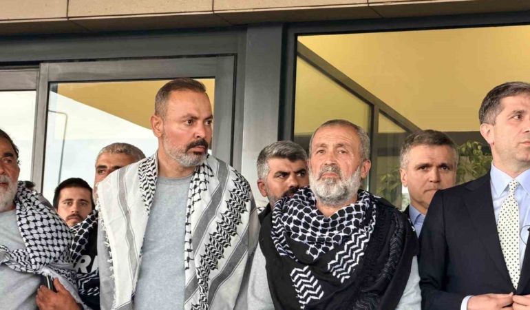 İsrail’in alıkoyduğu Küresel Sumud Filosu’ndaki 422 aktivist İstanbul’a geldi