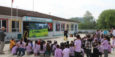 Akyazı’da 5 bin öğrenci tiyatro ile buluşuyor