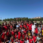 Cengiz Ünder, memleketi Balıkesir’de genç sporcularla buluştu