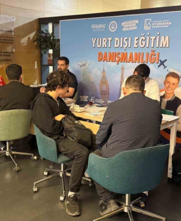 Yıldırım’dan gençlere eğitim danışmanlığı