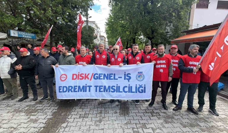 Edremit’te 1 Mayıs kutlandı
