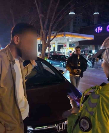 Kadıköy’de sunrooftan çıkan genç: "Üzerine çıkalım diye yapmışlar"