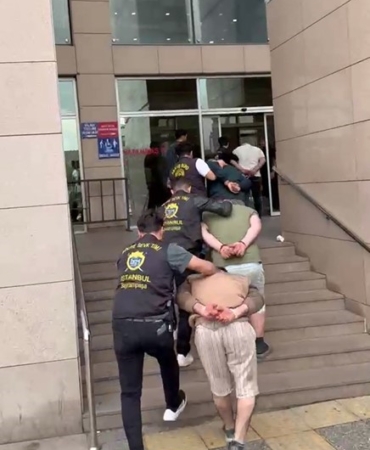 Bayrampaşa Sebze ve Meyve Hali’nde kavgaya müdahale eden polislere saldıran 6 şüpheli adliyeye sevk edildi
