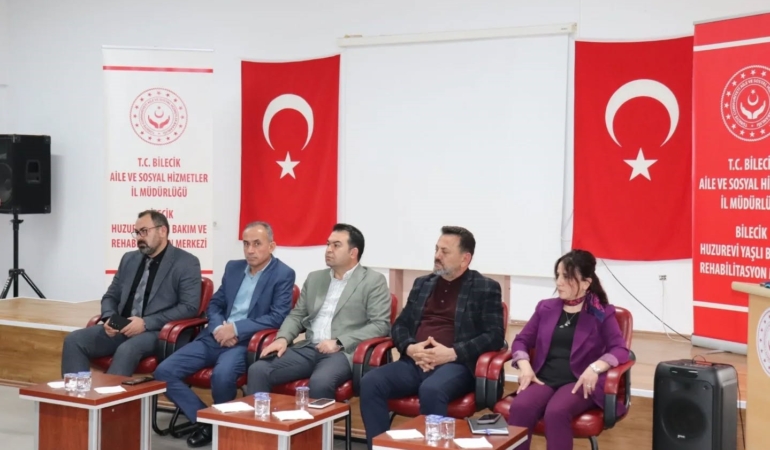 Bilecik’te huzurevi personeliyle değerlendirme toplantısı