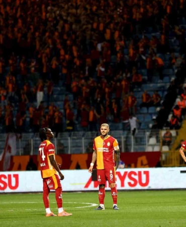 Şampiyon Galatasaray sezonu mağlubiyetle tamamladı