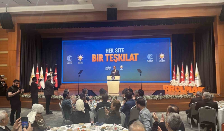 AK Parti, İstanbul’da yeni nesil teşkilat modeli ’Her Site Bir Teşkilat’nı tanıttı