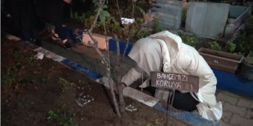 Kırklar Tepesi’nde Hıdırellez geleneğini yaşatmak için sabahın ilk saatinde bir araya geldiler