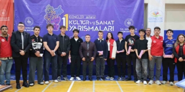 Bilecik’te gençler bilgi için yarıştı