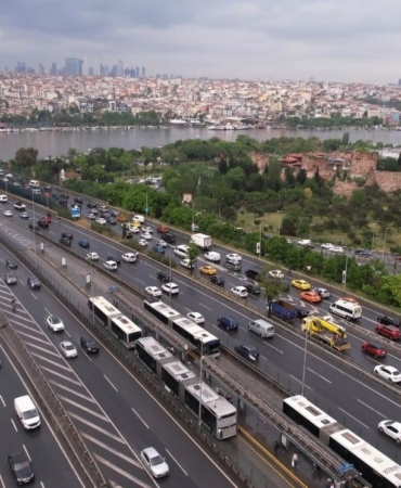 İstanbul’da yağmur ve maç trafiği