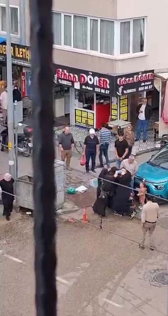 Bursa’da dilencilerin ’yer kavgası’ kamerada