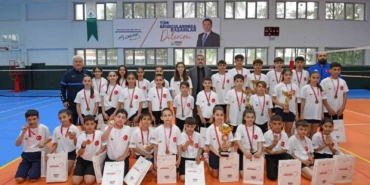 Osmangazi Belediyespor’dan badmintonda tarihi başarı