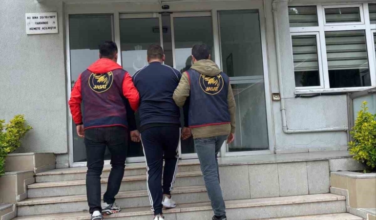 Çanakkale’de farklı suçlardan aranan 11 şüpheli tutuklandı