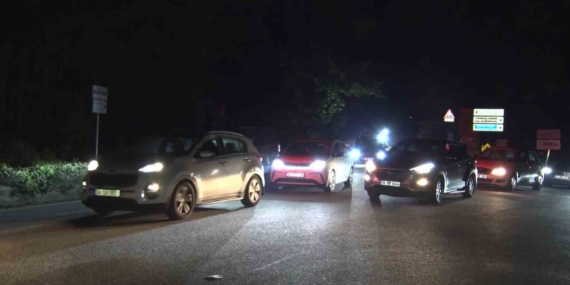 Belgrad Ormanı’nda bayram yoğunluğu: Vatandaşlar kontak kapattı