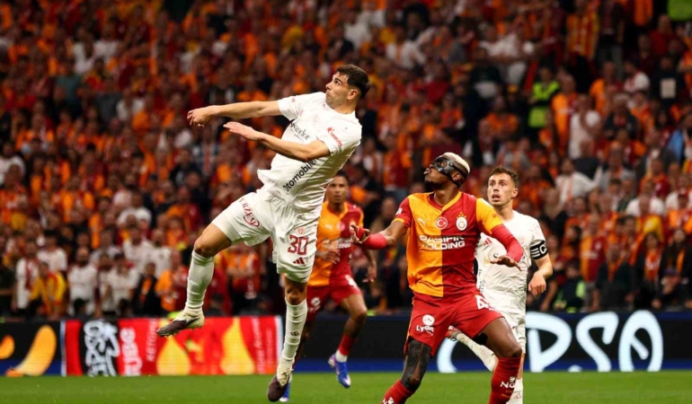 Trendyol Süper Lig: Galatasaray: 0 - Antalyaspor: 1 (İlk yarı)