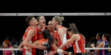 Eczacıbaşı Dynavit finalde