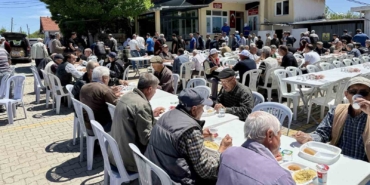 Ahlatlıburun köyünde geleneksel köy hayrı düzenlendi
