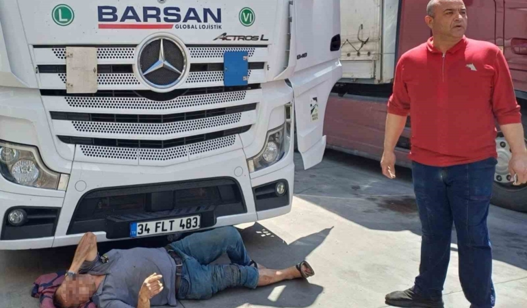 Kapıkule’de tırın çarptığı yaya yaralandı