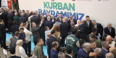 Sakarya protokolü ve vatandaşlar bayramlaştı