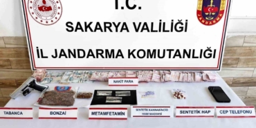 Jandarmadan uyuşturucu tacirlerine darbe: 2 torbacı tutuklandı
