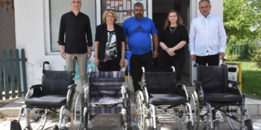 Edremit Belediyesi engellilerin yanında