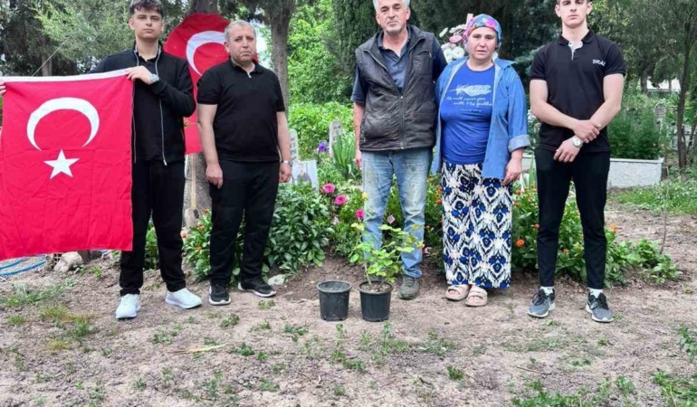 Anneler Günü’nde şehit ailesine vefa