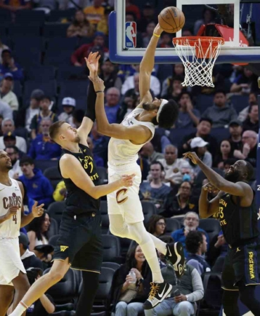 NBA’de son çeyrek final eşleşmesi Detroit- Cleveland oldu