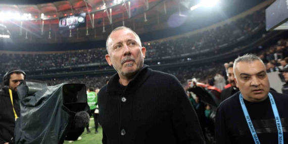 Sergen Yalçın’dan kadroda 8 değişiklik