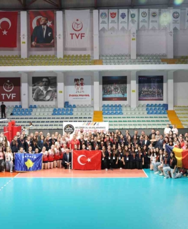 Nilüfer Uluslararası Spor Şenlikleri ‘Kardeş Kentler Turnuvası’ ile sona erdi