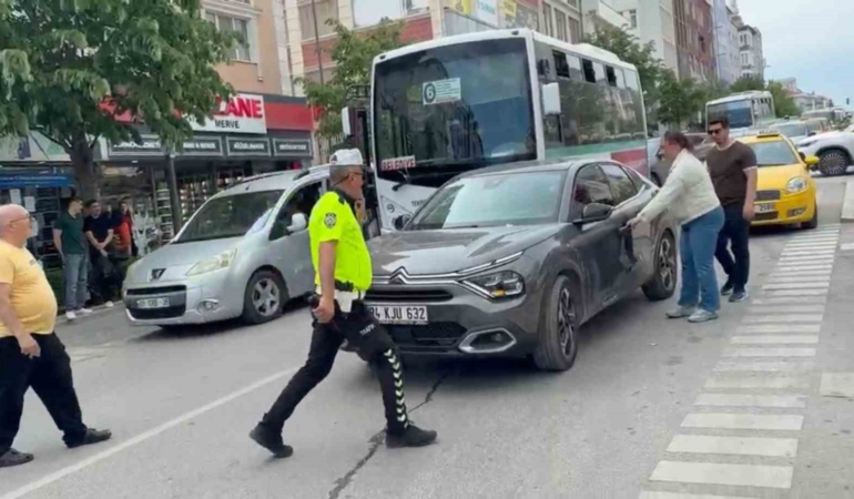 Çerkezköy’de maddi hasarlı kaza sonrası gerginlik