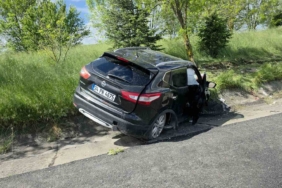 Otoyolda dolu yağışı kazaları beraberinde getirdi: 2 yaralı