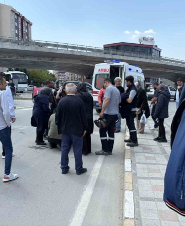 Yola dökülen toprakta kayan motosikletin sürücüsü yaralandı