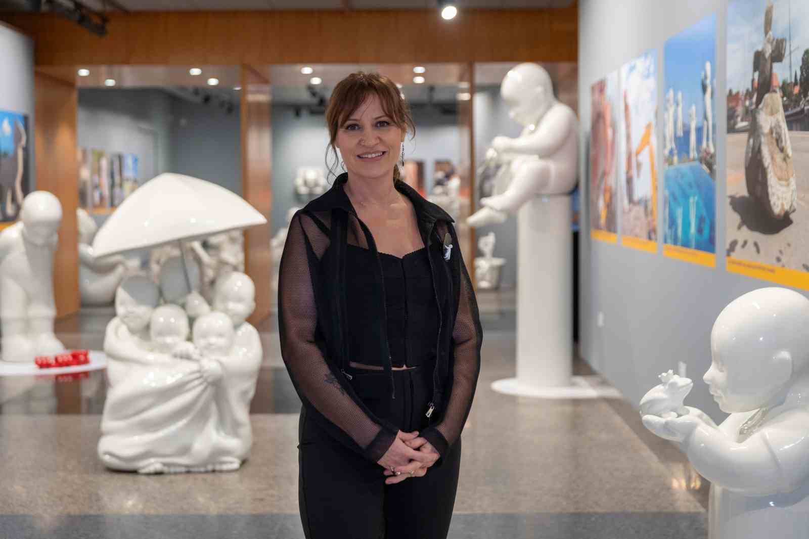 "Ayla Turan Retrospektif" sergisini ziyaret etmek için son günler