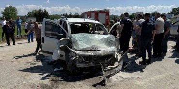 Sakarya’da araçların çarpıştığı kazada 3’ü çocuk 7 kişi yaralandı