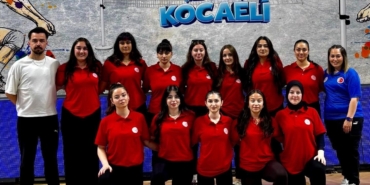 Bilecik Kız Voleybol Takımı Türkiye yarı finaline yükseldi