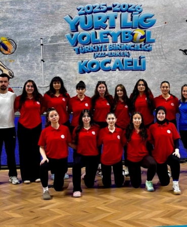 Bilecik Kız Voleybol Takımı Türkiye yarı finaline yükseldi