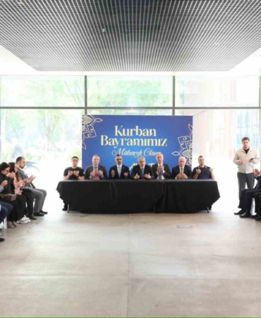 İnegöl protokolü bayramlaşma töreninde buluştu