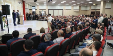 Başkan Öztekin personelle bayram sevincini paylaştı
