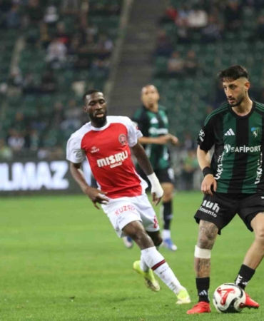 Trendyol Süper Lig: Kocaelispor: 0 - Fatih Karagümrük: 1 (Maç sonucu)