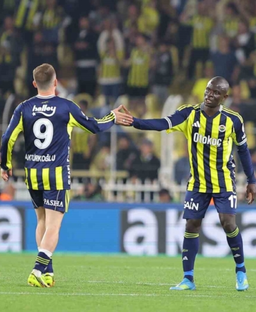 Trendyol Süper Lig: Fenerbahçe: 3 - Eyüpspor: 3 (Maç sonucu)