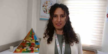 Uzmanından "bayramda dengeli beslenin" uyarısı