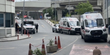 Bıçaklandı, hastaneye kaldırıldı: 10’uncu kattan düşerek can verdi