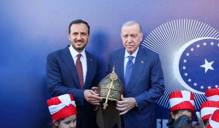 Cumhurbaşkanı Erdoğan’a anlamlı hediye